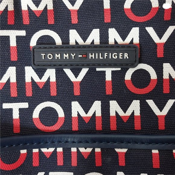 Tommy Hilfiger Medium size backpack - Like New 25$ - Picture 3 of 6